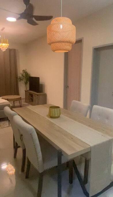 Orked Vanda, 3 Bedroom Apartment, Seaview Netflixwifiyoutube كُوالا تيرينغانو المظهر الخارجي الصورة